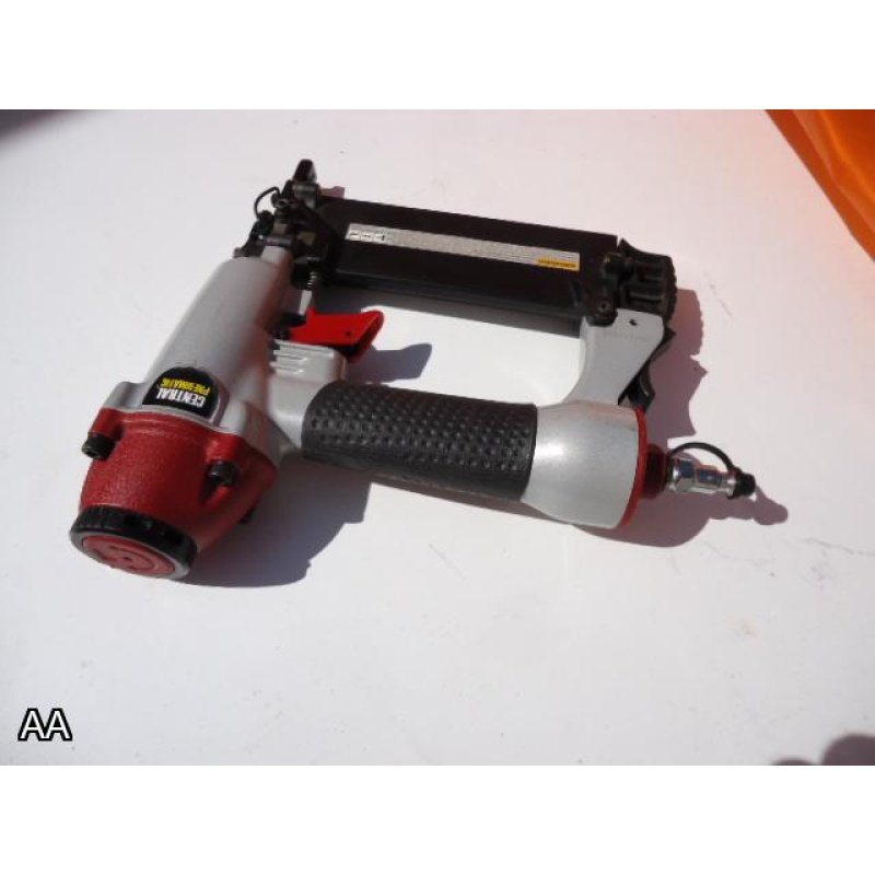 STAPLE AIR GUN